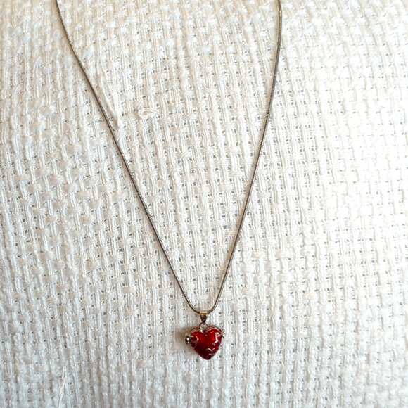 Jewelry - Red Filigree Heart Locket